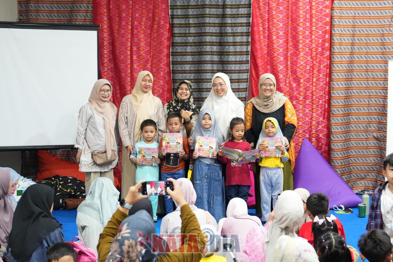 Melinda Aksa Perkenalkan Kembali Buku&hellip;
